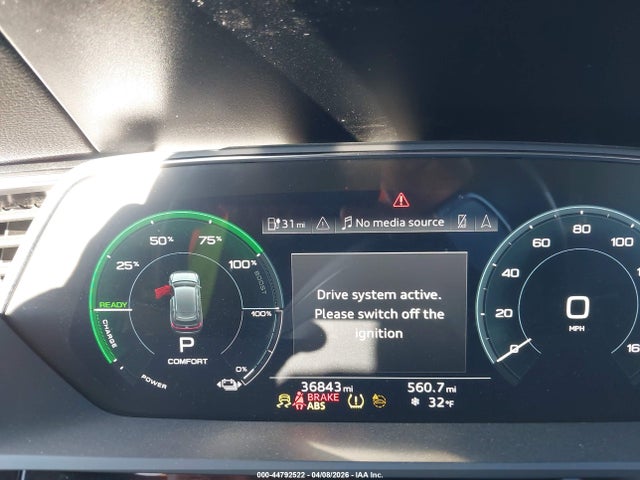 2021 Audi E-tron Sportback Premium Plus Quattro მანქანა იყიდება აუქციონზე, vin: WA12ABGE1MB026257, აუქციონის ნომერი: 44792522