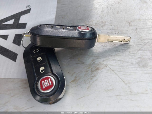 2015 FIAT 500L ZFBCFAAH7FZ033042 Photo 10