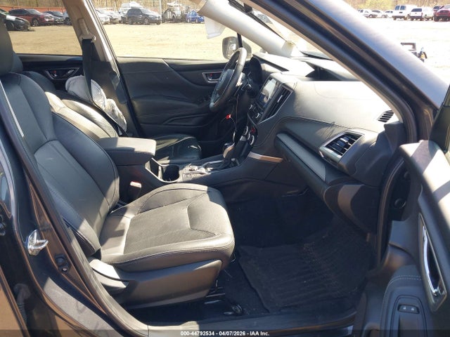 2021 Subaru Forester Limited მანქანა იყიდება აუქციონზე, vin: JF2SKAUCXMH438854, აუქციონის ნომერი: 44792534