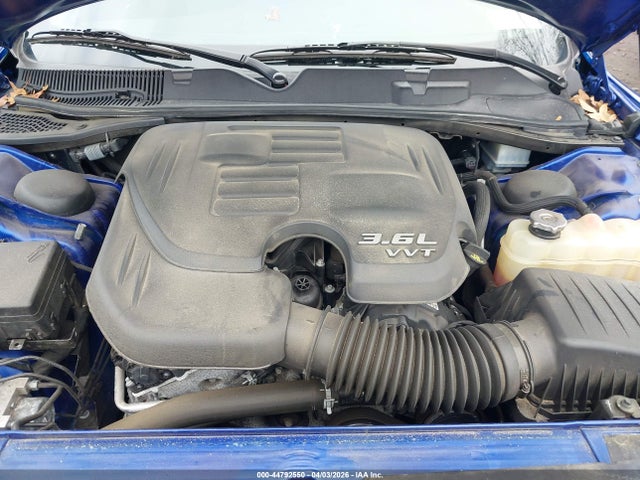 2022 Dodge Challenger Sxt Awd მანქანა იყიდება აუქციონზე, vin: 2C3CDZGGXNH204529, აუქციონის ნომერი: 44792550
