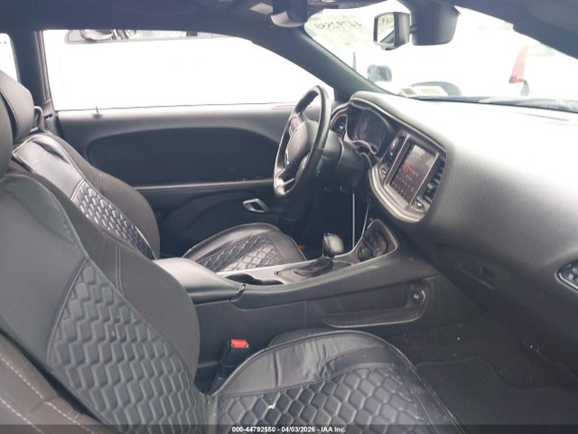 2022 Dodge Challenger Sxt Awd მანქანა იყიდება აუქციონზე, vin: 2C3CDZGGXNH204529, აუქციონის ნომერი: 44792550