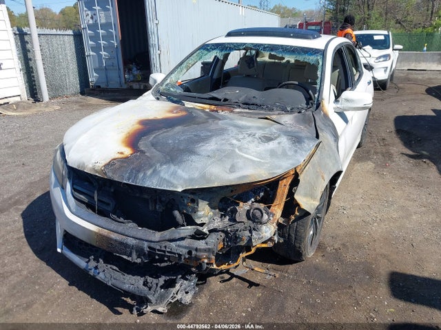 2014 Honda Accord Hybrid Ex-l მანქანა იყიდება აუქციონზე, vin: 1HGCR6F52EA004868, აუქციონის ნომერი: 44792562