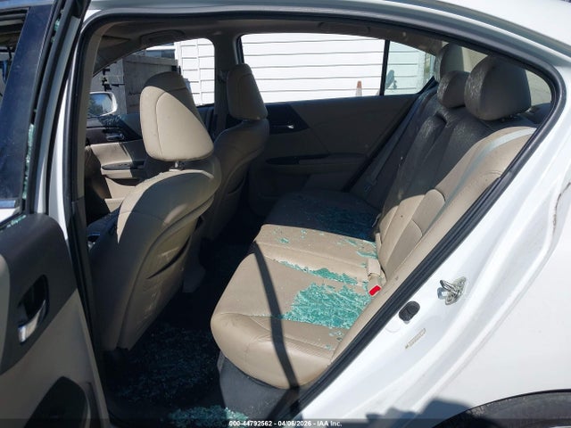 2014 Honda Accord Hybrid Ex-l მანქანა იყიდება აუქციონზე, vin: 1HGCR6F52EA004868, აუქციონის ნომერი: 44792562