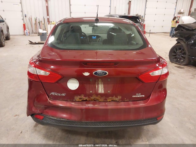 44792570 :رقم المزاد ، 1FADP3F28EL245938 vin ، 2014 Ford Focus Se مزاد بيع