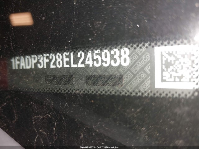 44792570 :رقم المزاد ، 1FADP3F28EL245938 vin ، 2014 Ford Focus Se مزاد بيع