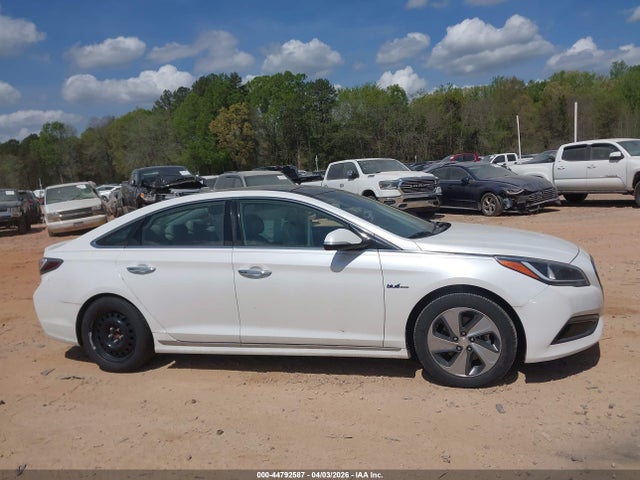 Продажа на аукционе авто 2016 Hyundai Sonata Hybrid Limited, vin: KMHE34L1XGA017168, номер лота: 44792587
