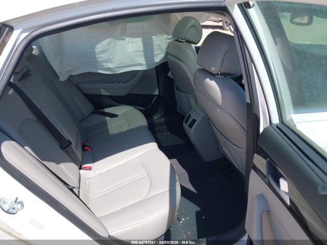 Продажа на аукционе авто 2016 Hyundai Sonata Hybrid Limited, vin: KMHE34L1XGA017168, номер лота: 44792587