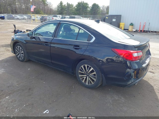 Subaru Legacy 2.5i Premium 2018 4S3BNAC61J3021830 Image 3