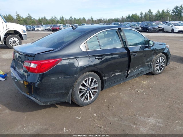 Subaru Legacy 2.5i Premium 2018 4S3BNAC61J3021830 Image 4