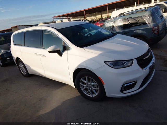 Продажа на аукционе авто 2023 Chrysler Pacifica Touring L, vin: 2C4RC1BGXPR597589, номер лота: 44792607