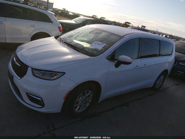 Продажа на аукционе авто 2023 Chrysler Pacifica Touring L, vin: 2C4RC1BGXPR597589, номер лота: 44792607