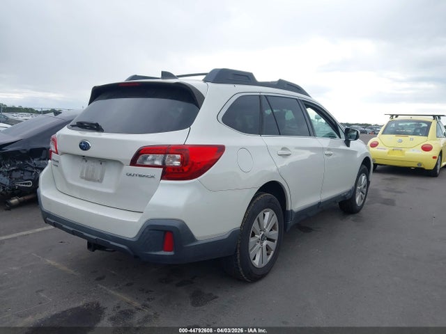 Aukcja sprzedaży 2018 Subaru Outback 2.5i Premium, vin: 4S4BSAFC4J3351502, numer aukcji: 44792608