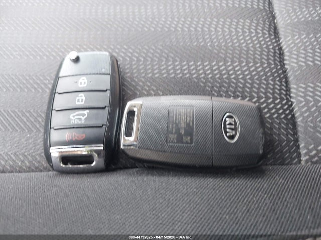 KNDPMCAC2L7751531 KIA Sportage Lx