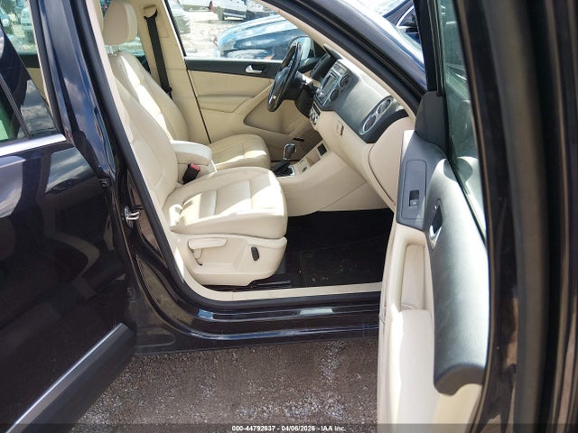 2014 VOLKSWAGEN TIGUAN WVGAV3AX0EW577792 Photo 4
