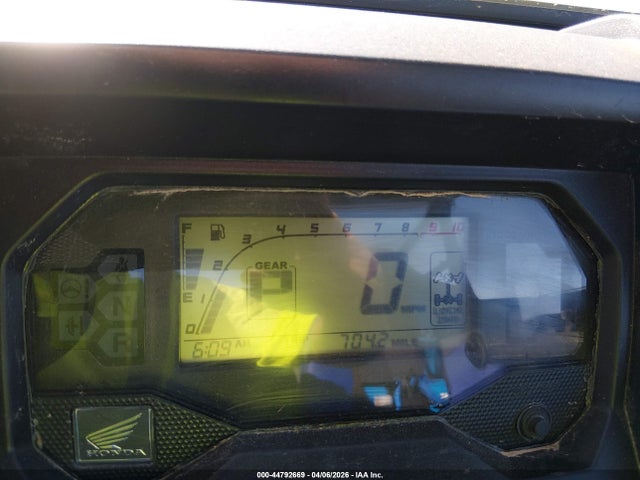 1HFVE057XM4202507 Honda Sxs1000 S2r