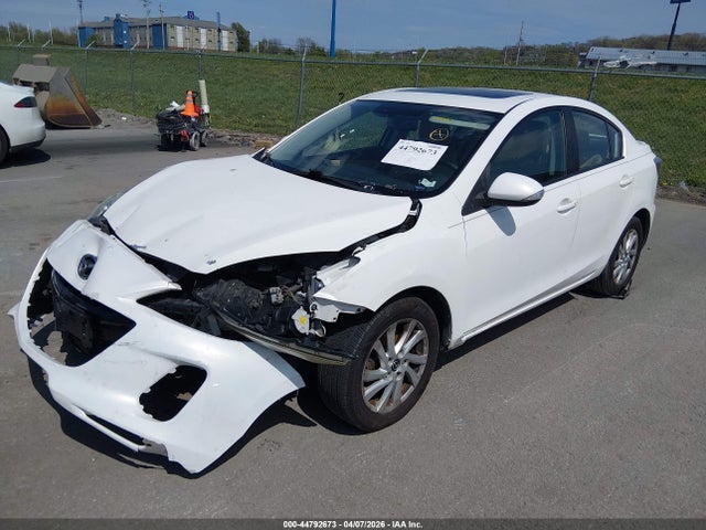 2013 Mazda Mazda3 I Grand Touring მანქანა იყიდება აუქციონზე, vin: JM1BL1W75D1775193, აუქციონის ნომერი: 44792673