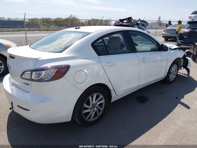 2013 Mazda Mazda3 I Grand Touring მანქანა იყიდება აუქციონზე, vin: JM1BL1W75D1775193, აუქციონის ნომერი: 44792673