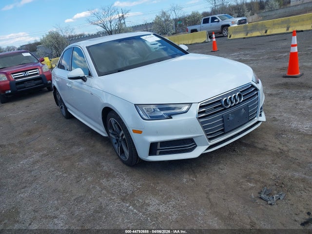 2017 Audi A4 2.0t Premium მანქანა იყიდება აუქციონზე, vin: WAUENAF42HN039773, აუქციონის ნომერი: 44792688