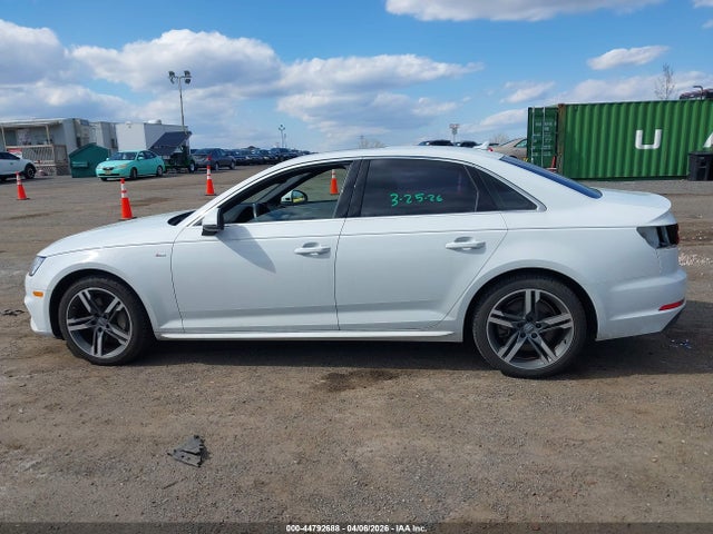 2017 Audi A4 2.0t Premium მანქანა იყიდება აუქციონზე, vin: WAUENAF42HN039773, აუქციონის ნომერი: 44792688