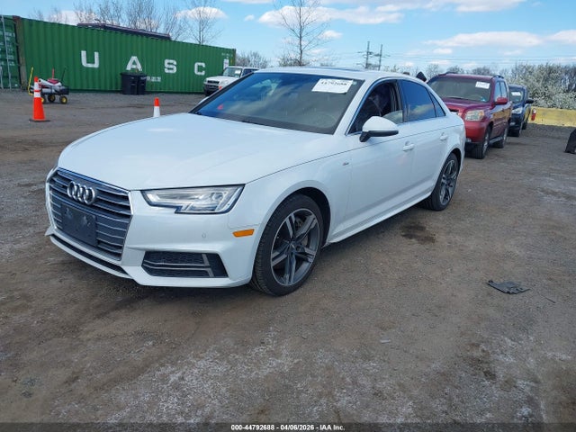2017 Audi A4 2.0t Premium მანქანა იყიდება აუქციონზე, vin: WAUENAF42HN039773, აუქციონის ნომერი: 44792688