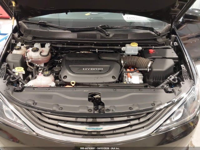 2018 CHRYSLER PACIFICA HYBRID 2C4RC1H71JR355224 Photo 9