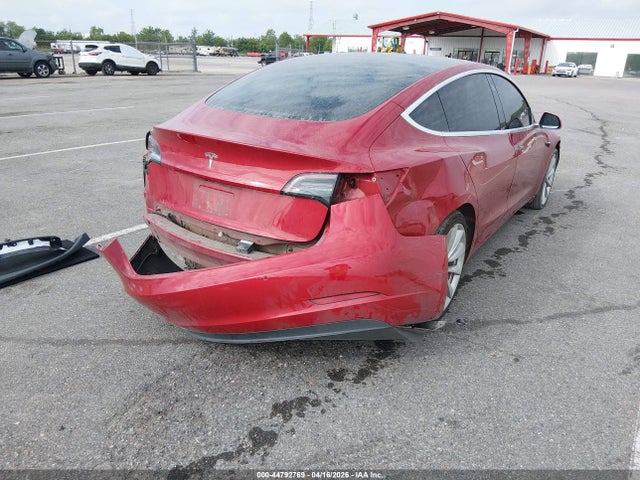 2018 Tesla Model 3 Long Range/mid Range მანქანა იყიდება აუქციონზე, vin: 5YJ3E1EA3JF102952, აუქციონის ნომერი: 44792769