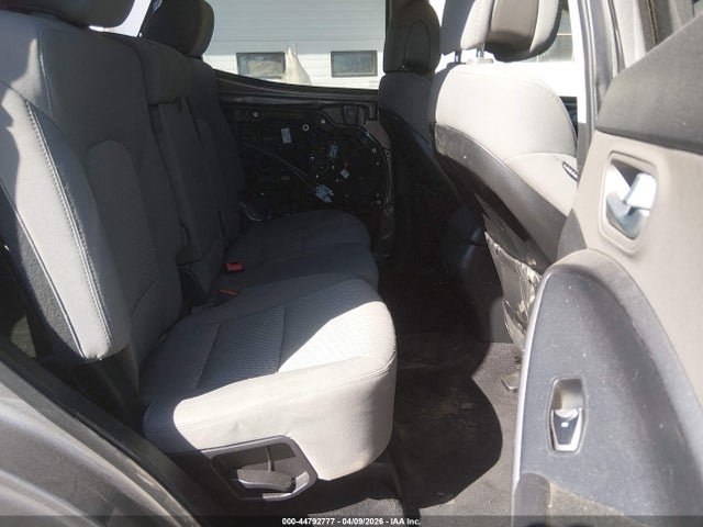 44792777 :رقم المزاد ، 5NMZT3LB7JH084929 vin ، 2018 Hyundai Santa Fe Sport 2.4l مزاد بيع