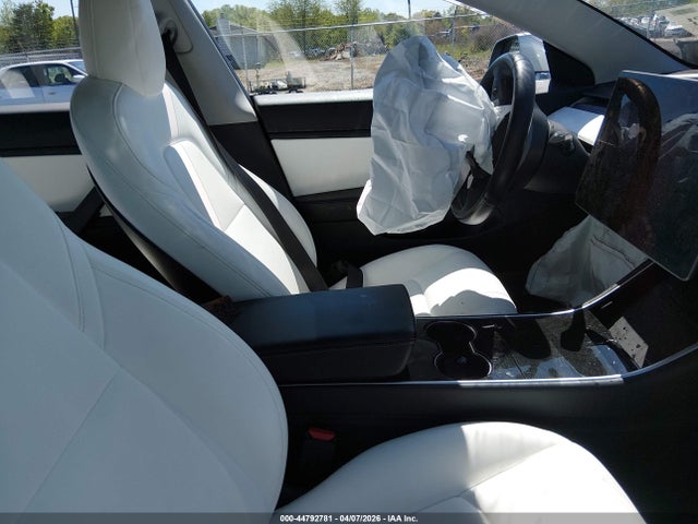 2018 TESLA MODEL 3 5YJ3E1EB9JF097300 Photo 4