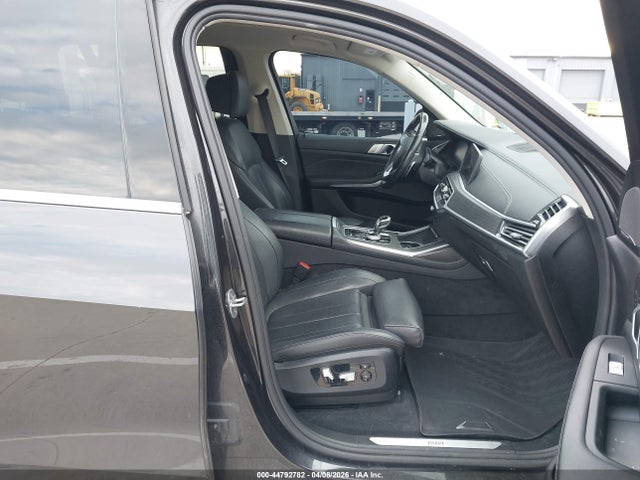 44792782 :رقم المزاد ، 5UXCW2C03L9A00594 vin ، 2020 Bmw X7 Xdrive40i مزاد بيع