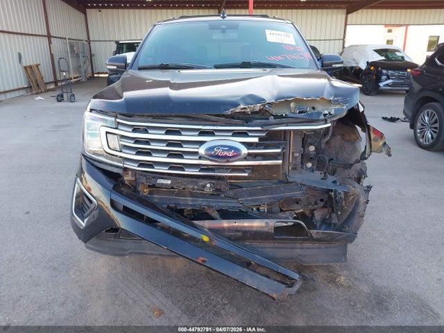 Продажа на аукционе авто 2018 Ford Expedition Max Limited, vin: 1FMJK1KTXJEA33650, номер лота: 44792791
