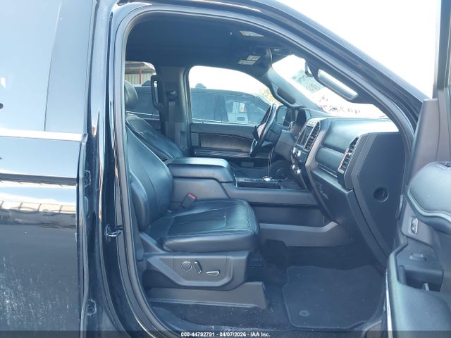 Продажа на аукционе авто 2018 Ford Expedition Max Limited, vin: 1FMJK1KTXJEA33650, номер лота: 44792791