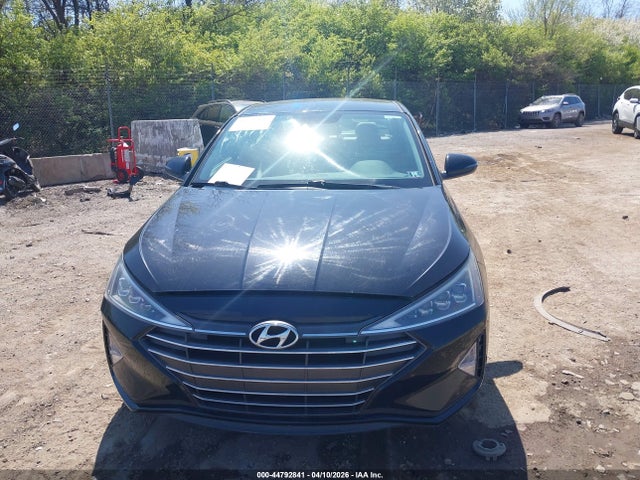 5NPD84LF7KH472333 Hyundai Elantra Limited