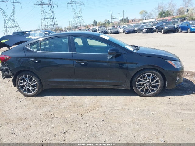 Hyundai Elantra Limited 2019 5NPD84LF7KH472333 Image 14