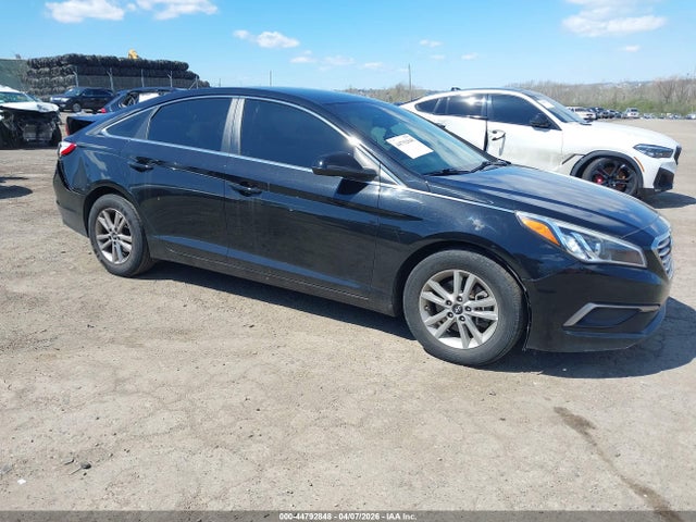 2017 5NPE24AF4HH545529 main image