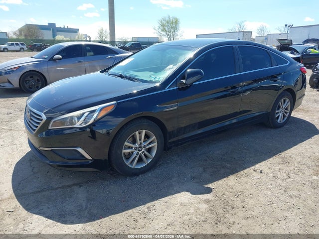 Hyundai SONATA SE 2017 5NPE24AF4HH545529 Image 2