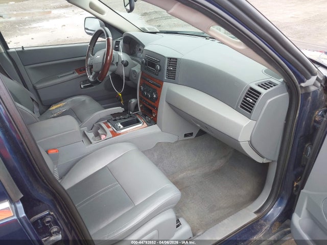 2005 JEEP GRAND CHEROKEE 1J4HR58N05C669813 Photo 4