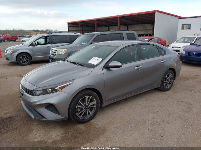 3KPF24AD1RE761329 KIA Forte Lxs