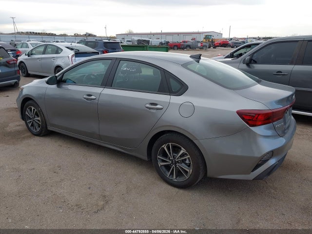 3KPF24AD1RE761329 KIA Forte Lxs