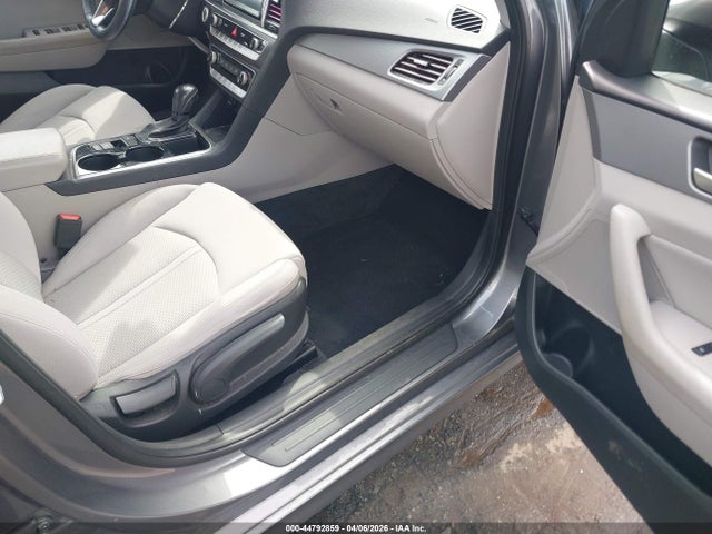44792859 :رقم المزاد ، 5NPE34AF6JH657834 vin ، 2018 Hyundai Sonata Sel مزاد بيع