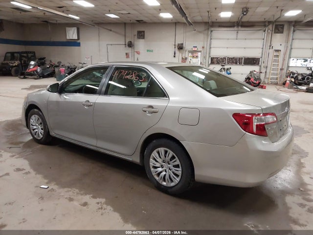 Продаж на аукціоні авто 2014 Toyota Camry Le, vin: 4T4BF1FK1ER379887, номер лоту: 44792863