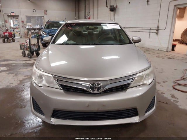 Продаж на аукціоні авто 2014 Toyota Camry Le, vin: 4T4BF1FK1ER379887, номер лоту: 44792863
