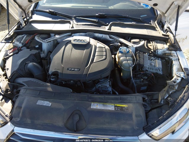 2017 AUDI A4 WAUENAF46HN040621 Photo 9