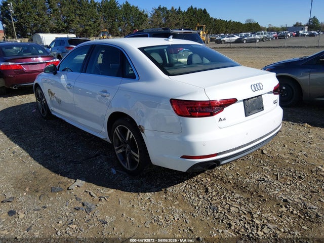 2017 AUDI A4 WAUENAF46HN040621 Photo 2