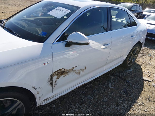 2017 AUDI A4 WAUENAF46HN040621 Photo 5