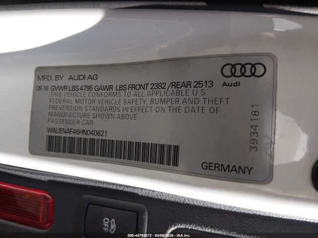 2017 AUDI A4 WAUENAF46HN040621 Photo 8