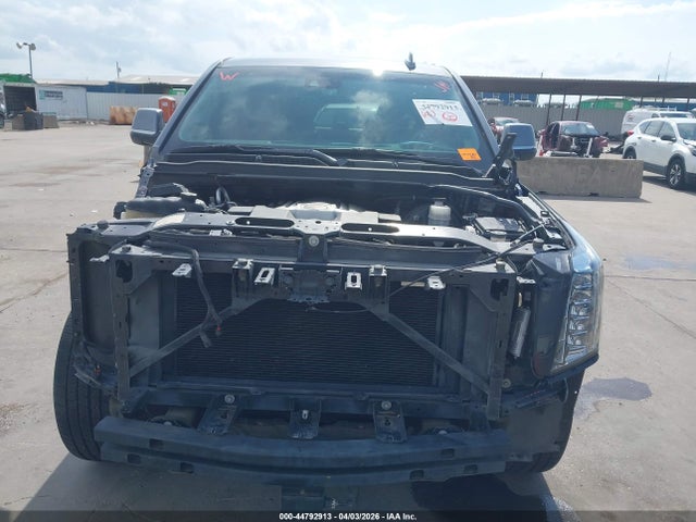 44792913 :رقم المزاد ، 1GYS4CKJXKR203068 vin ، 2019 Cadillac Escalade Premium Luxury مزاد بيع
