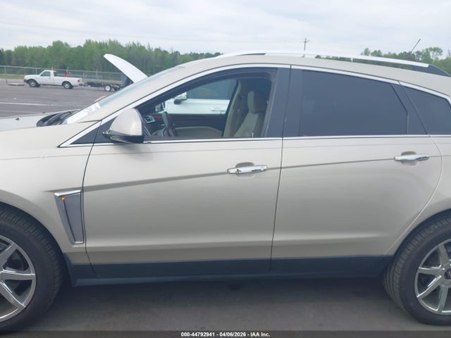 Продаж на аукціоні авто 2016 Cadillac Srx Premium Collection, vin: 3GYFNDE30GS531220, номер лоту: 44792941