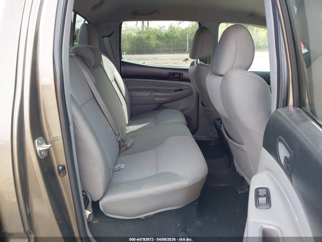 44792972 :رقم المزاد ، 3TMJU4GN2DM146629 vin ، 2013 Toyota Tacoma Prerunner V6 مزاد بيع