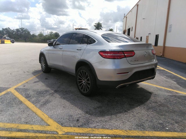 2019 MERCEDES-BENZ GLC 300 COUPE WDC0J4KBXKF497264 Photo 2