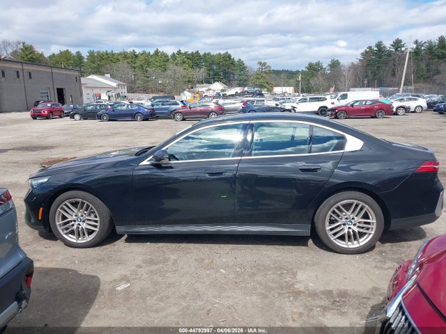WBA53FJ07RCS22526 BMW 530i Xdrive